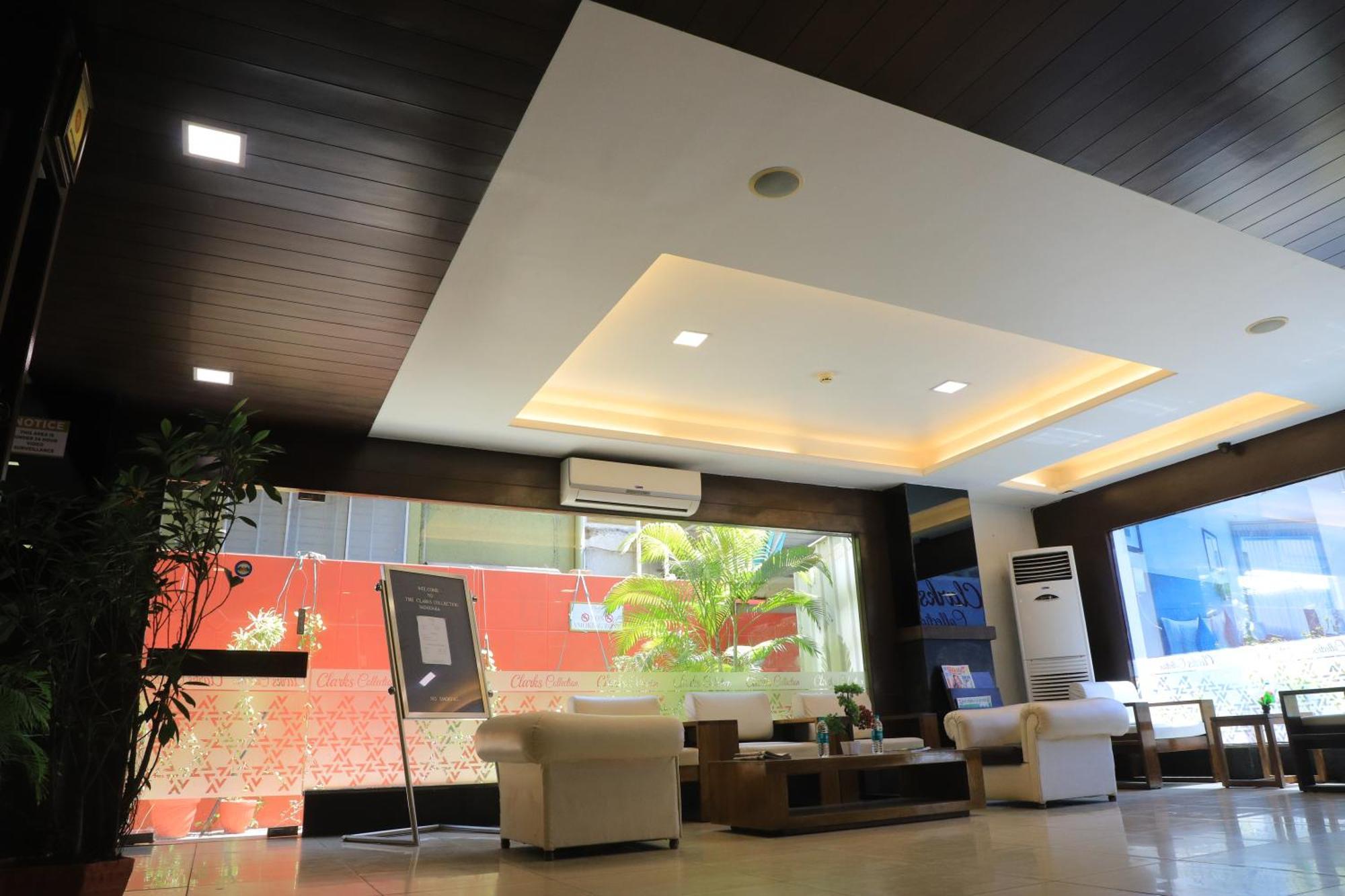 Hotel Clarks Collection Vadodara Exterior photo