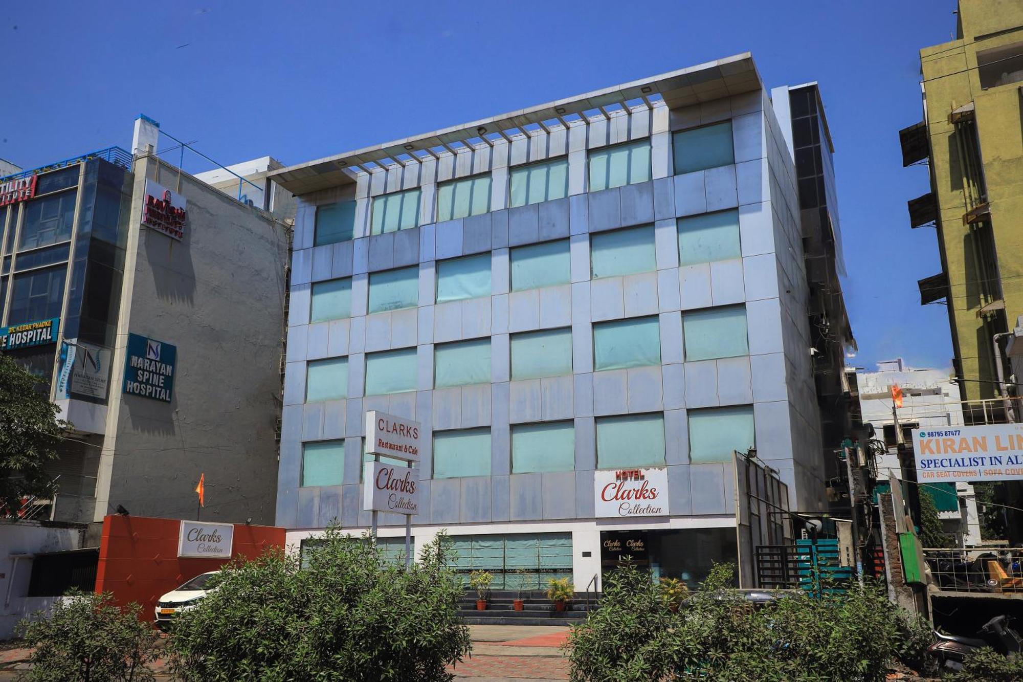 Hotel Clarks Collection Vadodara Exterior photo