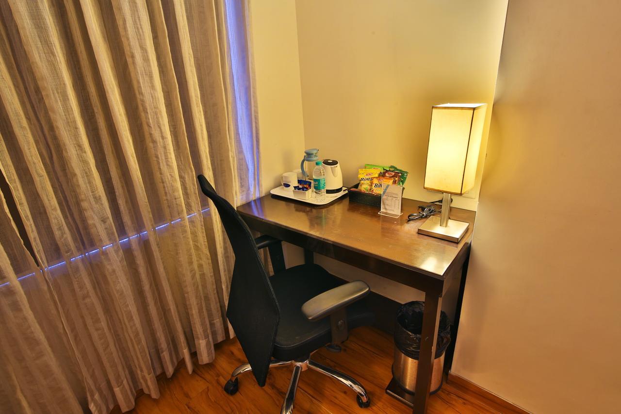 Hotel Clarks Collection Vadodara Exterior photo