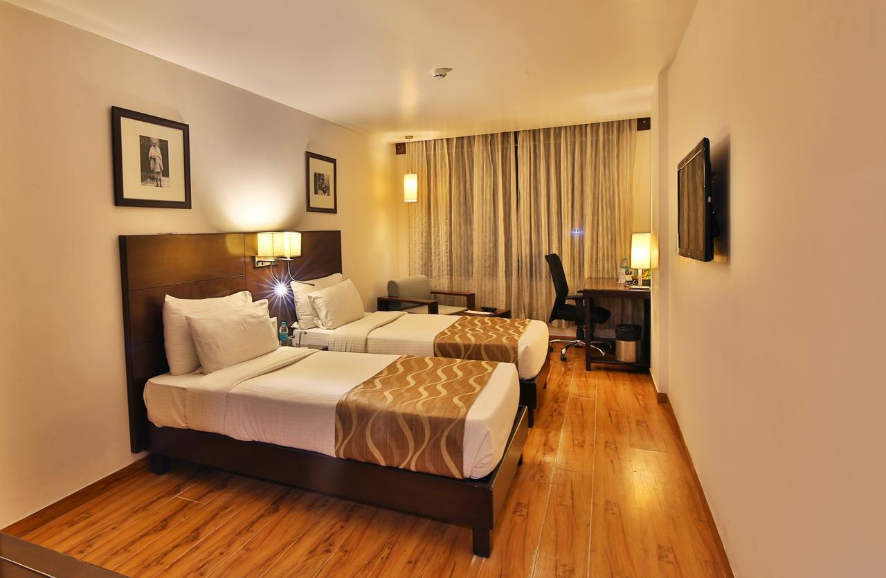 Hotel Clarks Collection Vadodara Exterior photo